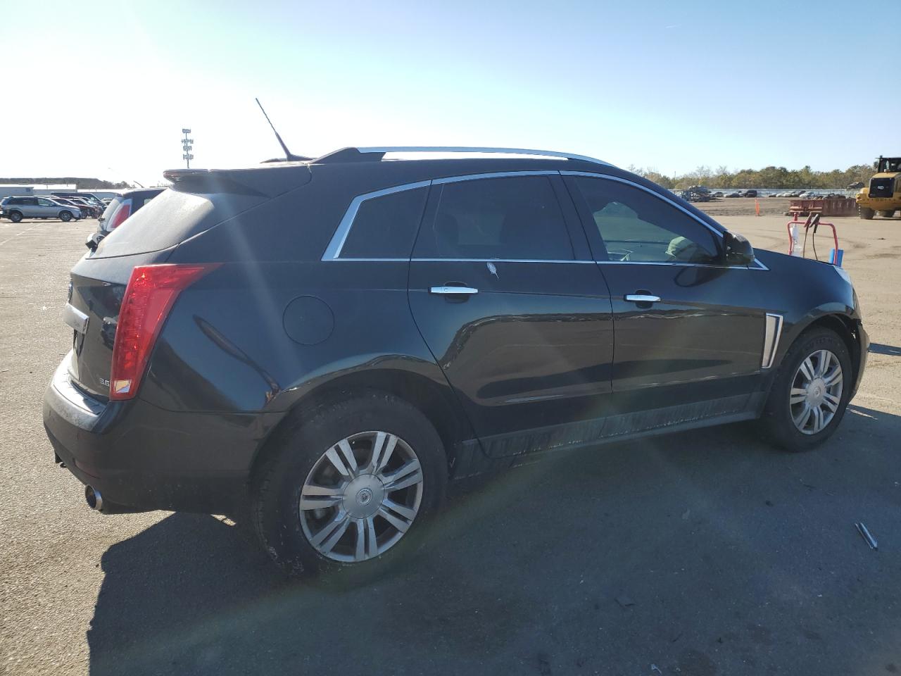 2014 Cadillac SRX VIN 3GYFNEE30ES609594 Copart auction photo, front end / minor dent/scratches damage thumbnail 3