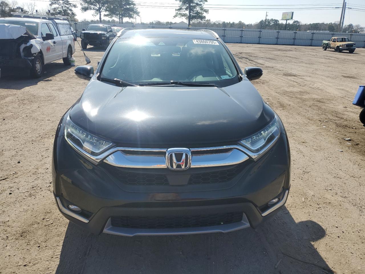 2018 Honda CR-V VIN 7FARW1H92JE047231 Copart auction photo, rear end / side damage thumbnail 5