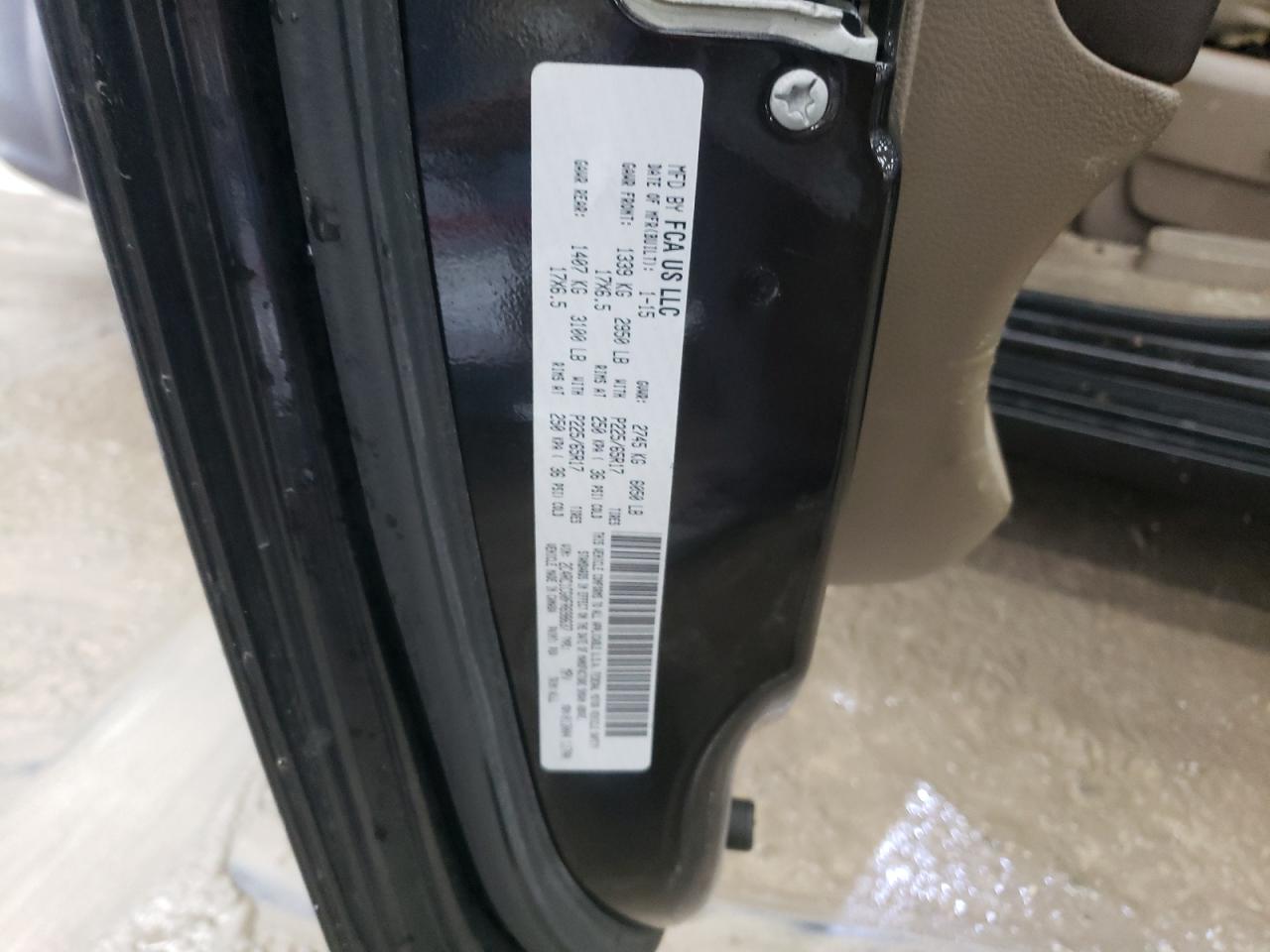 2015 Chrysler Town & Country VIN 2C4RC1CG0FR698637 Copart auction photo, side / rear end damage thumbnail 13
