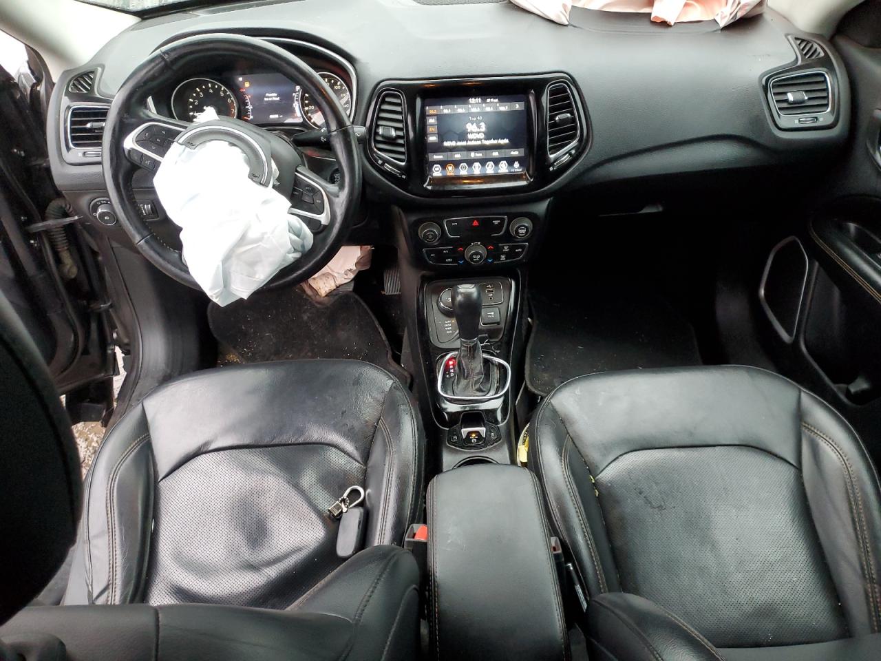 2019 Jeep Compass VIN 3C4NJDCB5KT639228 Copart auction photo, front end damage thumbnail 8