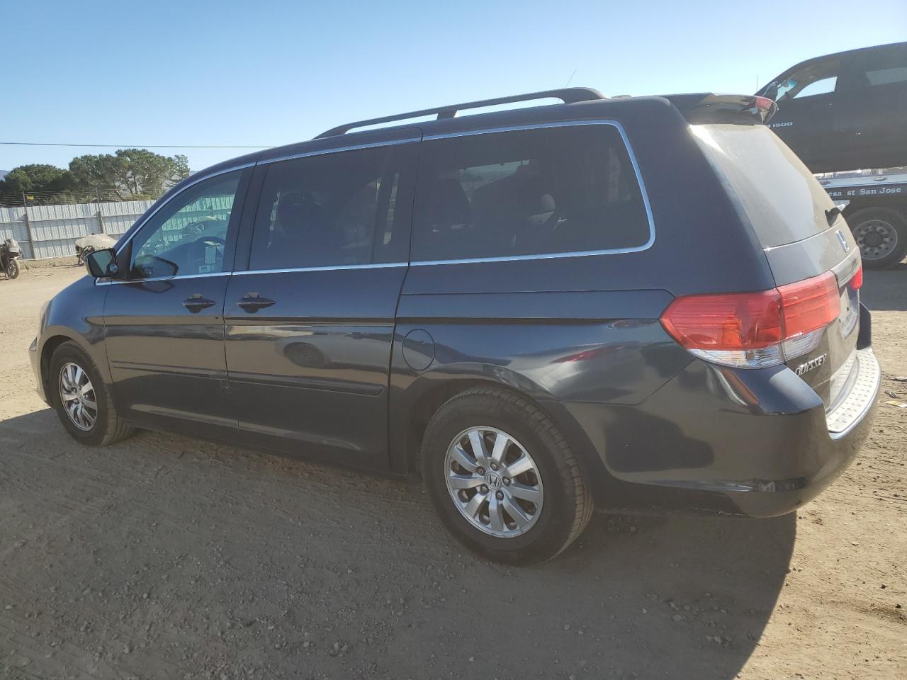 2009 Honda Odyssey VIN 5FNRL384X9B042164 Copart auction photo, side damage thumbnail 2