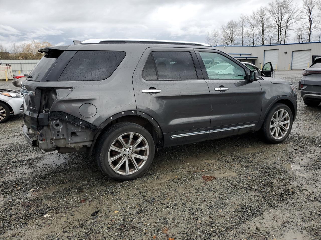 2016 Ford Explorer VIN 1FM5K8F84GGA29946 Copart auction photo, rear end damage thumbnail 3