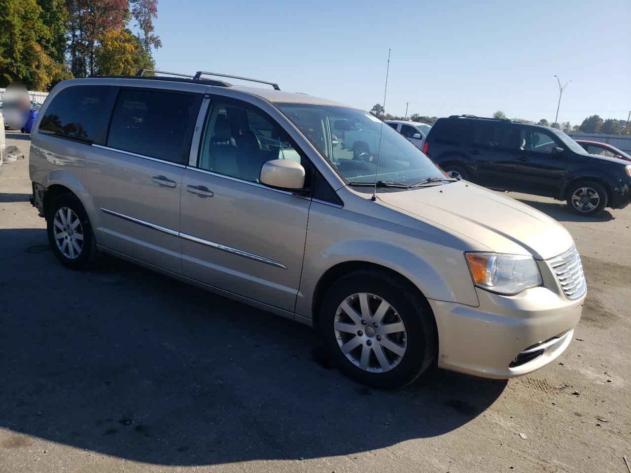 2015 Chrysler Town & Country VIN 2C4RC1BG1FR544472 Copart auction photo, rear end damage thumbnail 4