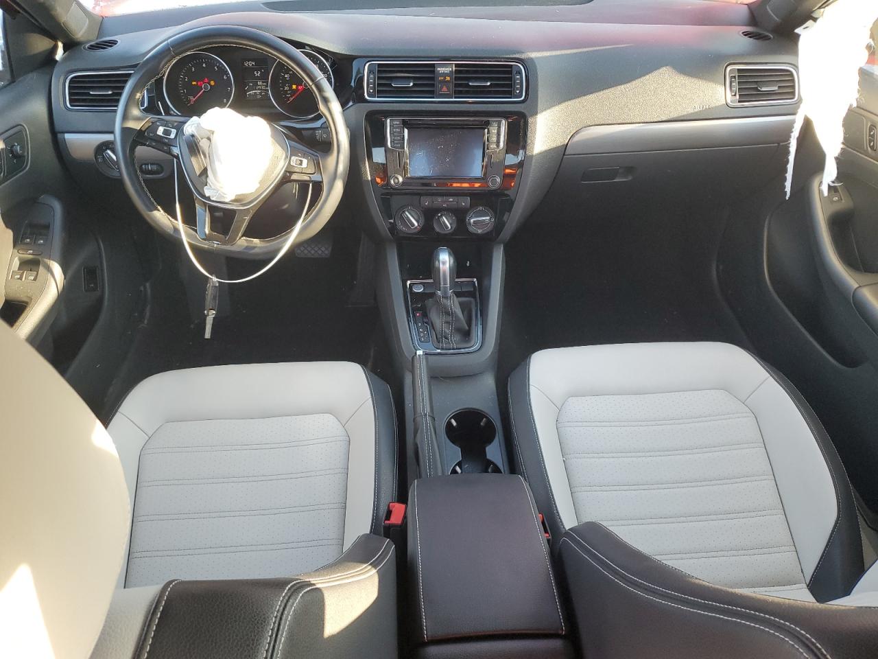 2016 Volkswagen Jetta VIN 3VWD17AJ6GM216048 Copart auction photo, front end / minor dent/scratches damage thumbnail 8
