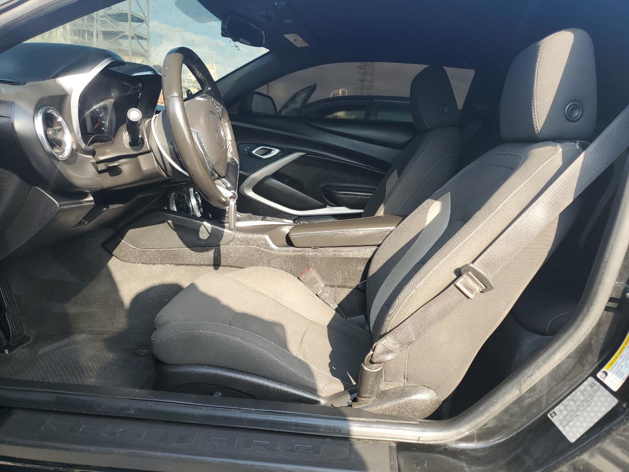 2018 Chevrolet Camaro VIN 1G1FB1RX7J0137439 Copart auction photo, water/flood / minor dent/scratches damage thumbnail 7