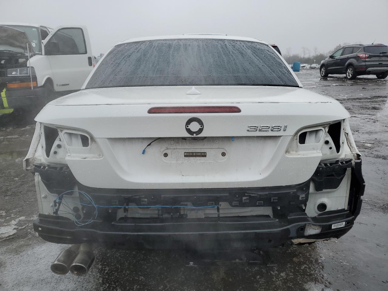 2011 BMW 3er VIN WBADW3C57BE540005 Copart auction photo, rear end damage thumbnail 6