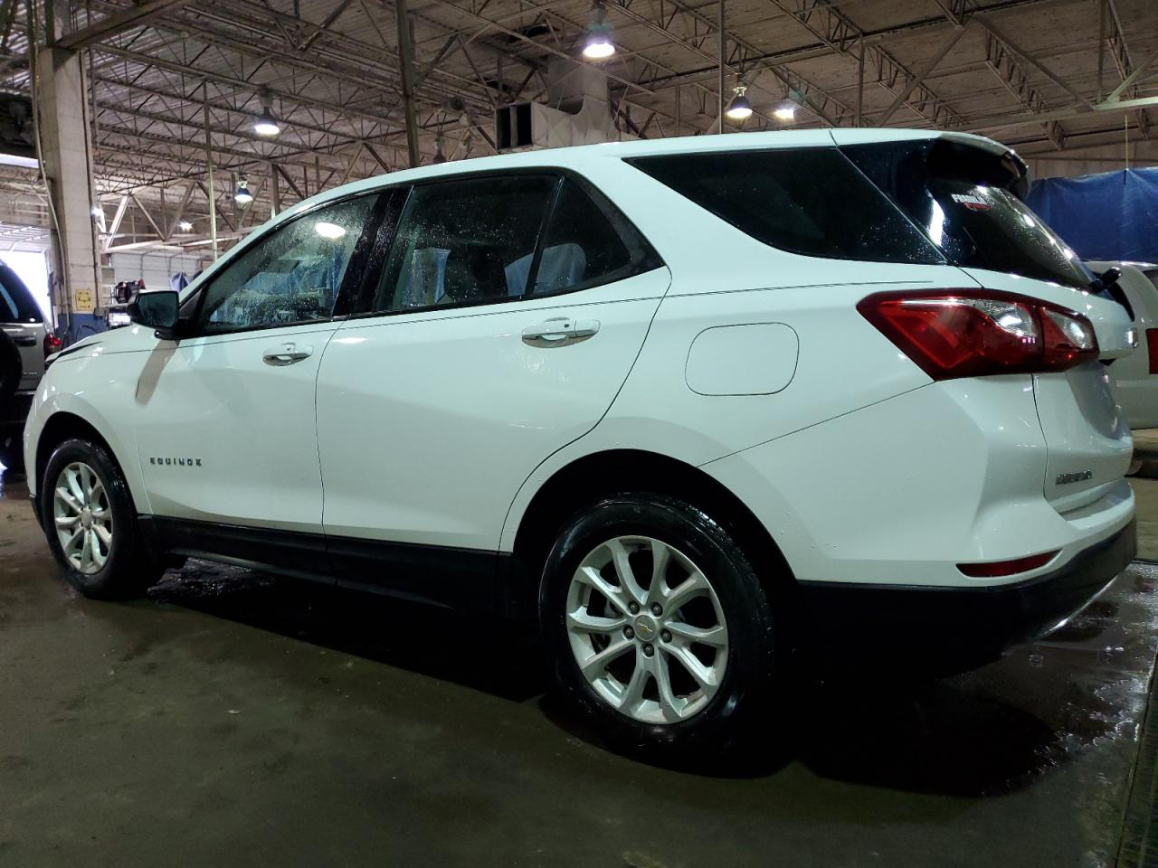 2019 Chevrolet Equinox VIN 2GNAXHEV2K6205890 Copart auction photo, front end damage thumbnail 2