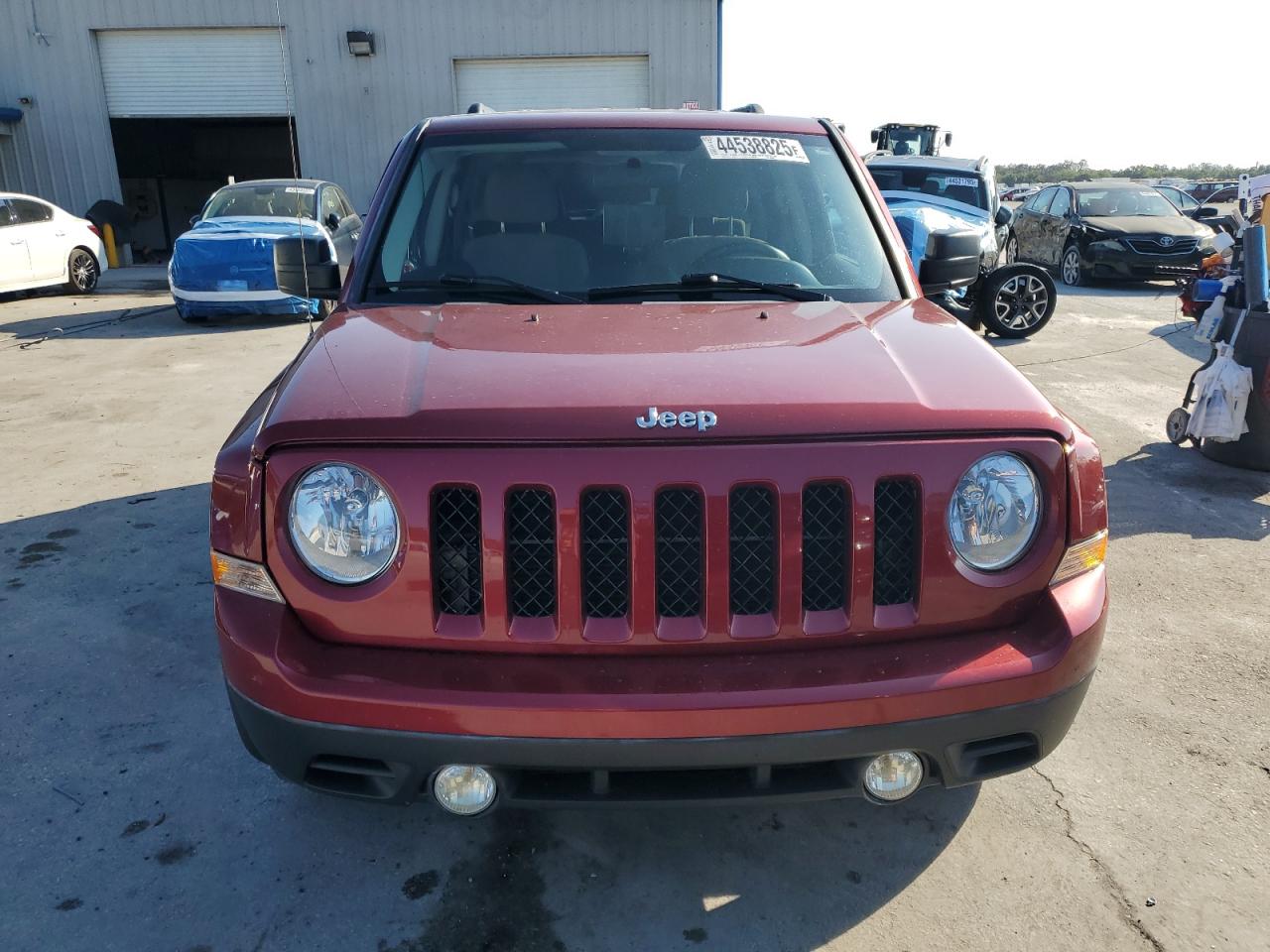 2012 Jeep Liberty (Patriot) VIN 1C4NJPFA3CD526440 Copart auction photo, side / minor dent/scratches damage thumbnail 5