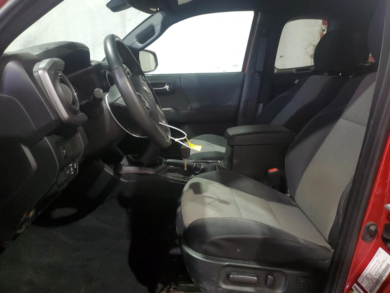 2022 Toyota Tacoma VIN 3TYSZ5ANXNT070958 Copart auction photo, front end damage thumbnail 7