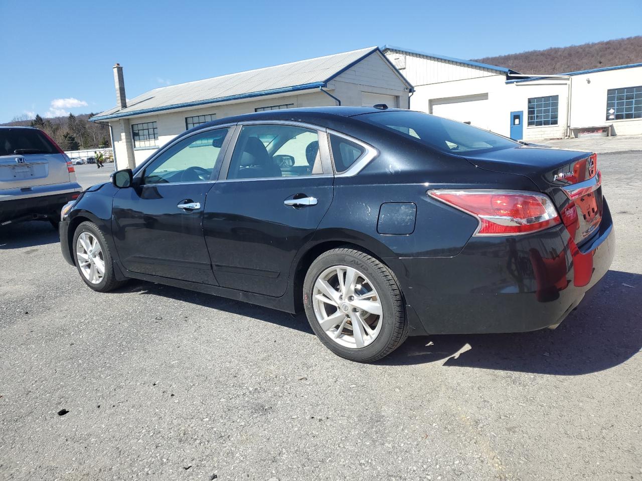 2015 Nissan Altima VIN 1N4AL3AP8FC230018 Copart auction photo, front end / minor dent/scratches damage thumbnail 2