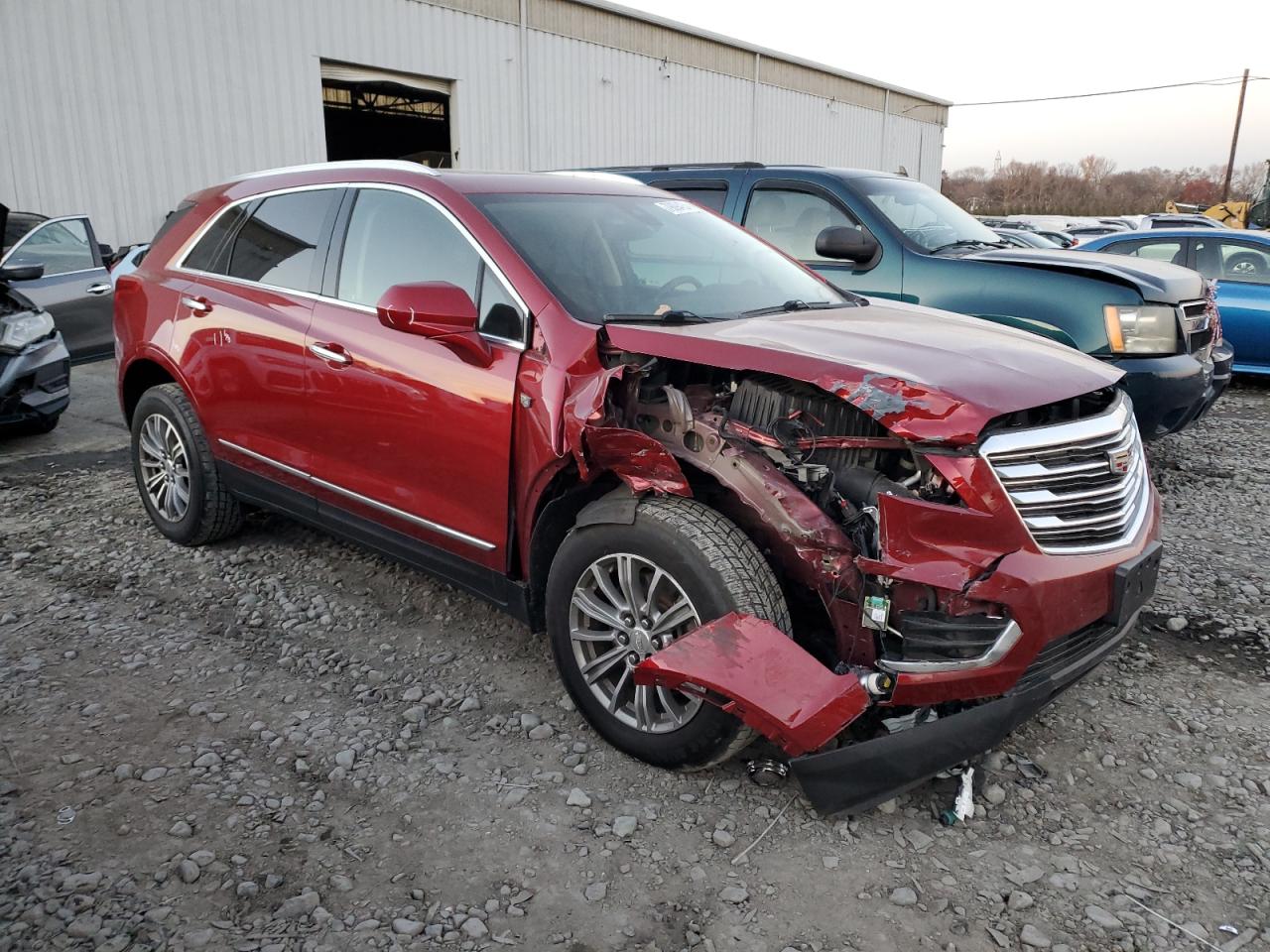 2019 Cadillac XT5 VIN 1GYKNCRS1KZ246483 Copart auction photo, front end damage thumbnail 4