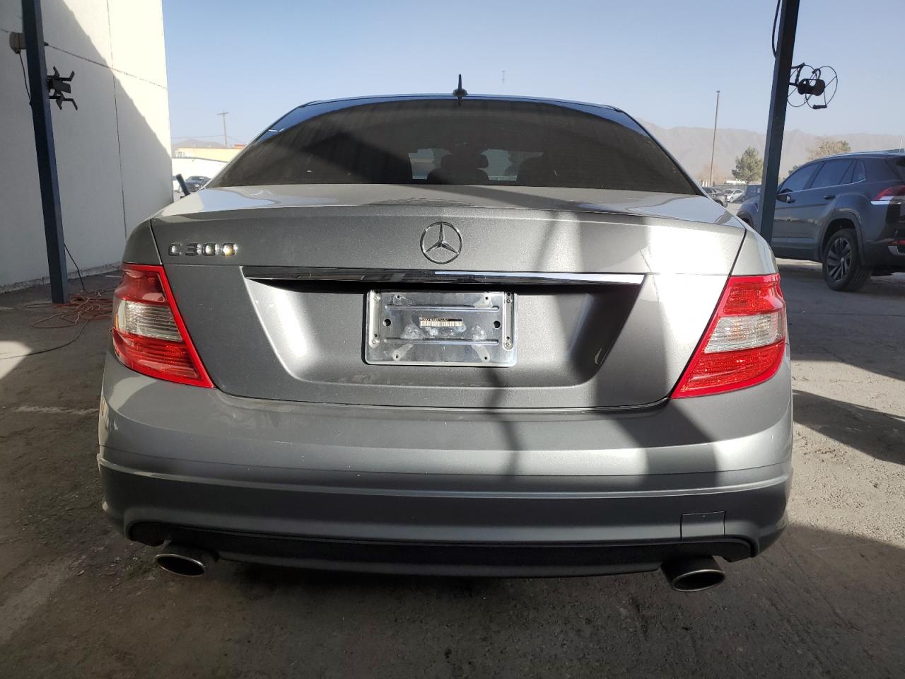 2011 Mercedes-Benz C-klasse VIN WDDGF5EB8BR164461 Copart auction photo, side / front end damage thumbnail 6