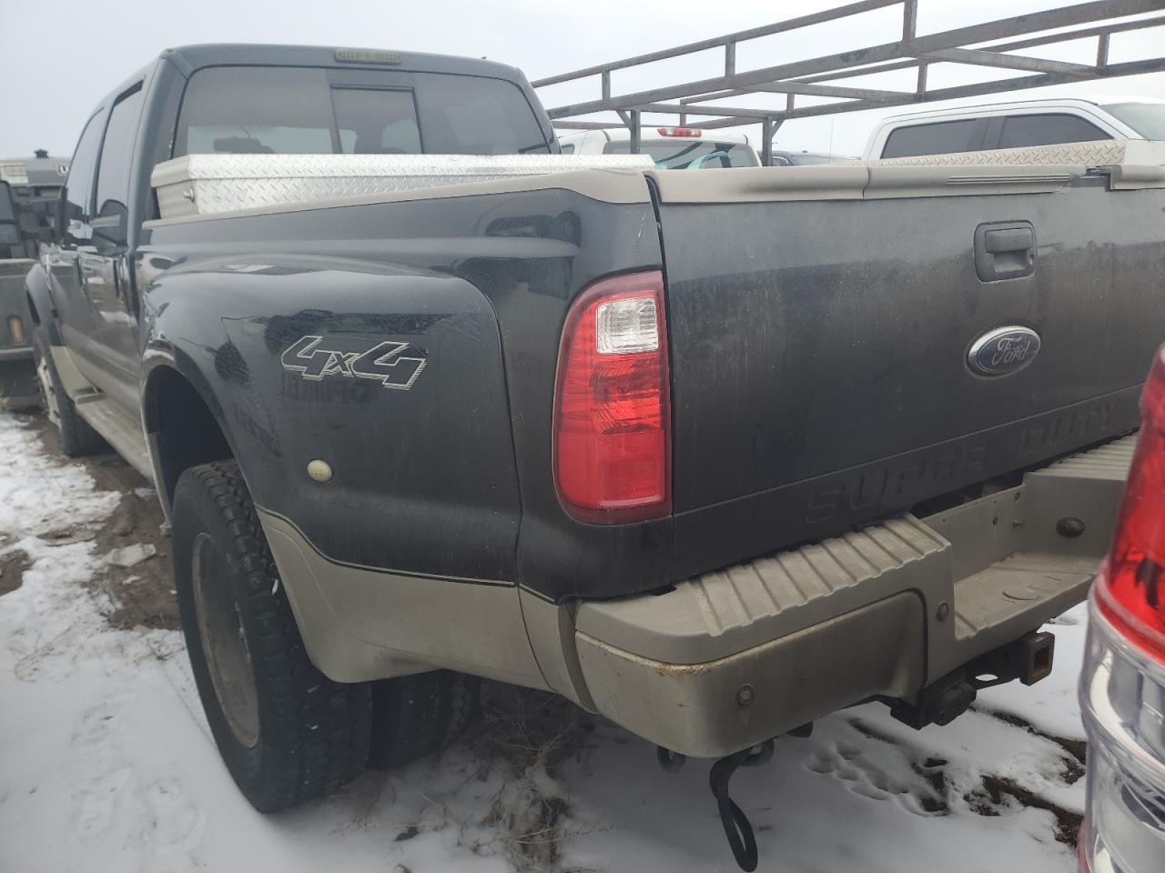 2008 Ford F450 VIN 1FTXW43R18EC21068 Copart auction photo, vandalism damage thumbnail 2