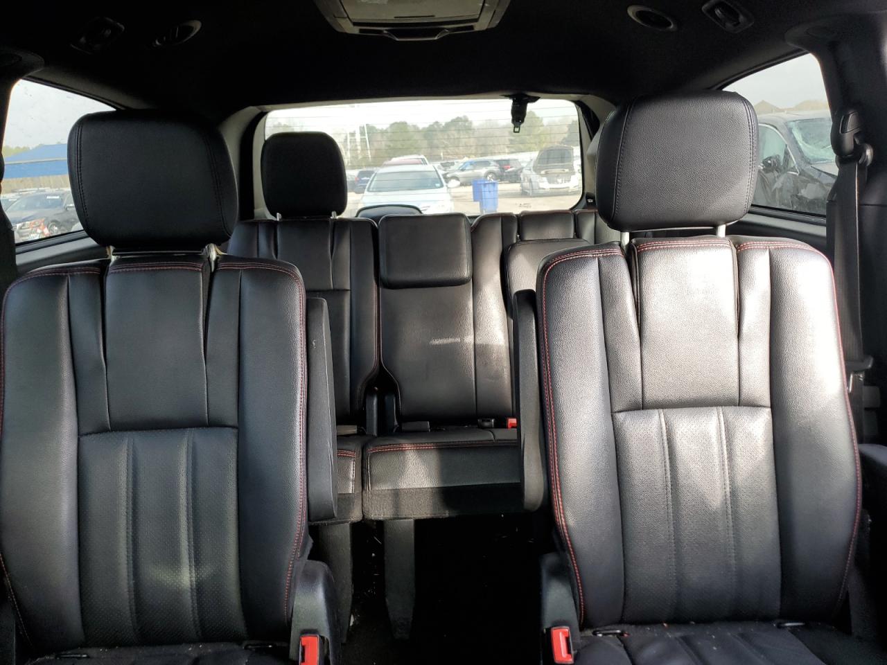 2018 Dodge Caravan VIN 2C4RDGEG1JR331672 Copart auction photo, side / front end damage thumbnail 10