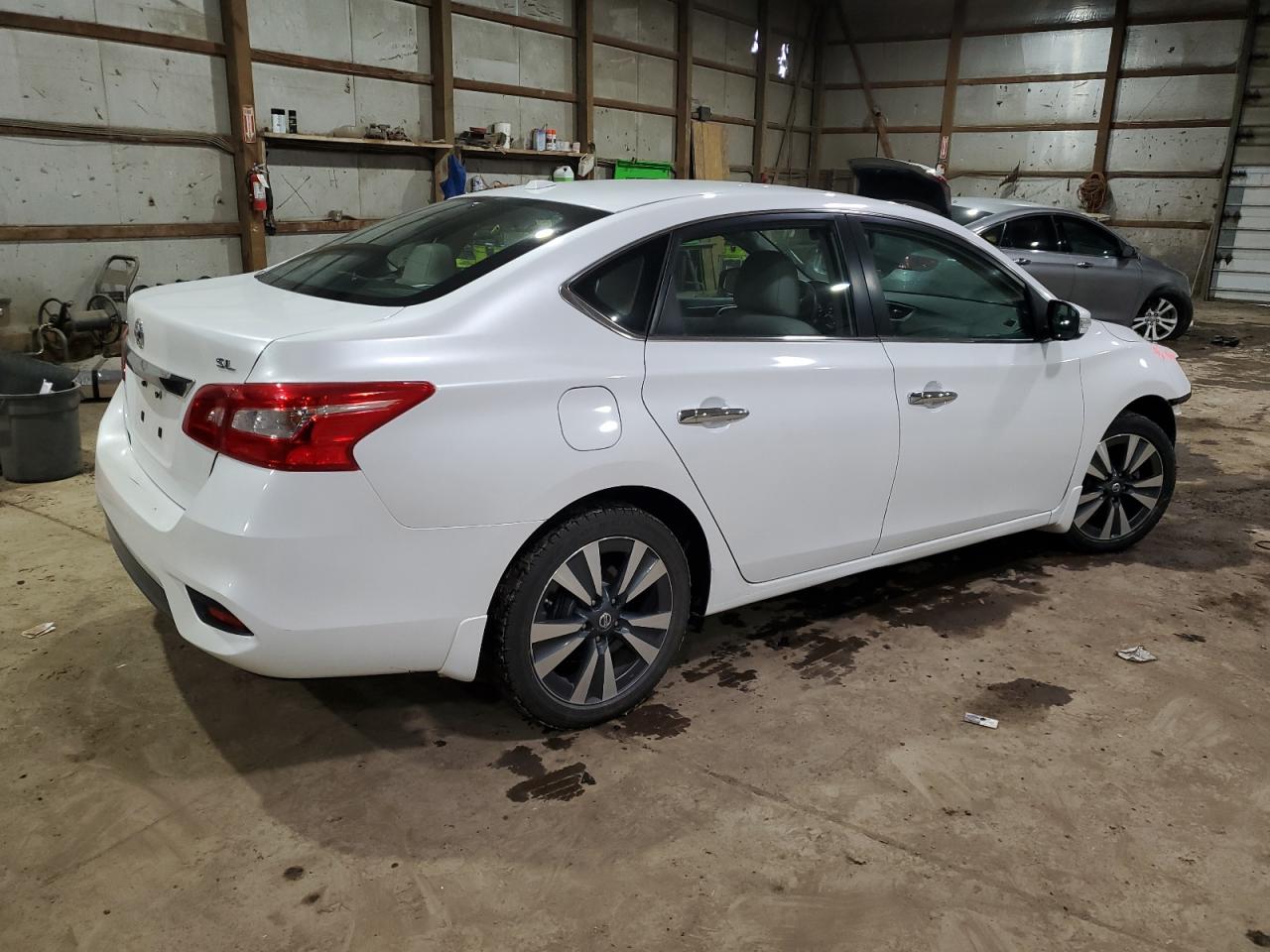 2016 Nissan Sentra VIN 3N1AB7AP7GY267593 Copart auction photo, front end damage thumbnail 3
