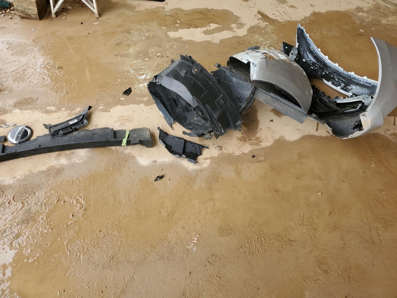 2021 Nissan Versa VIN 3N1CN8EV6ML864984 Copart auction photo, front end damage thumbnail 14