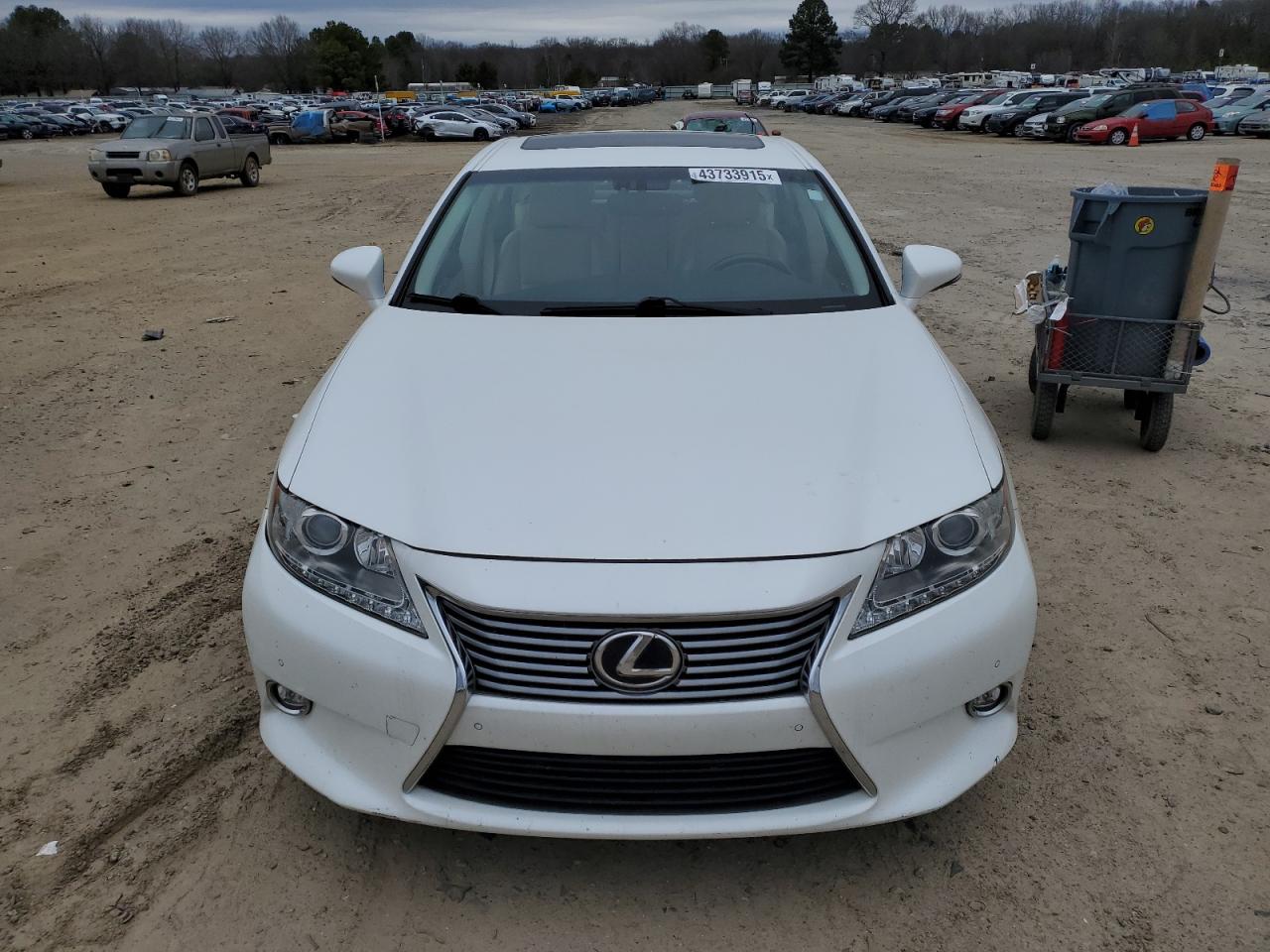 2014 Lexus ES VIN JTHBK1GG0E2092877 Copart auction photo, rear end / minor dent/scratches damage thumbnail 5