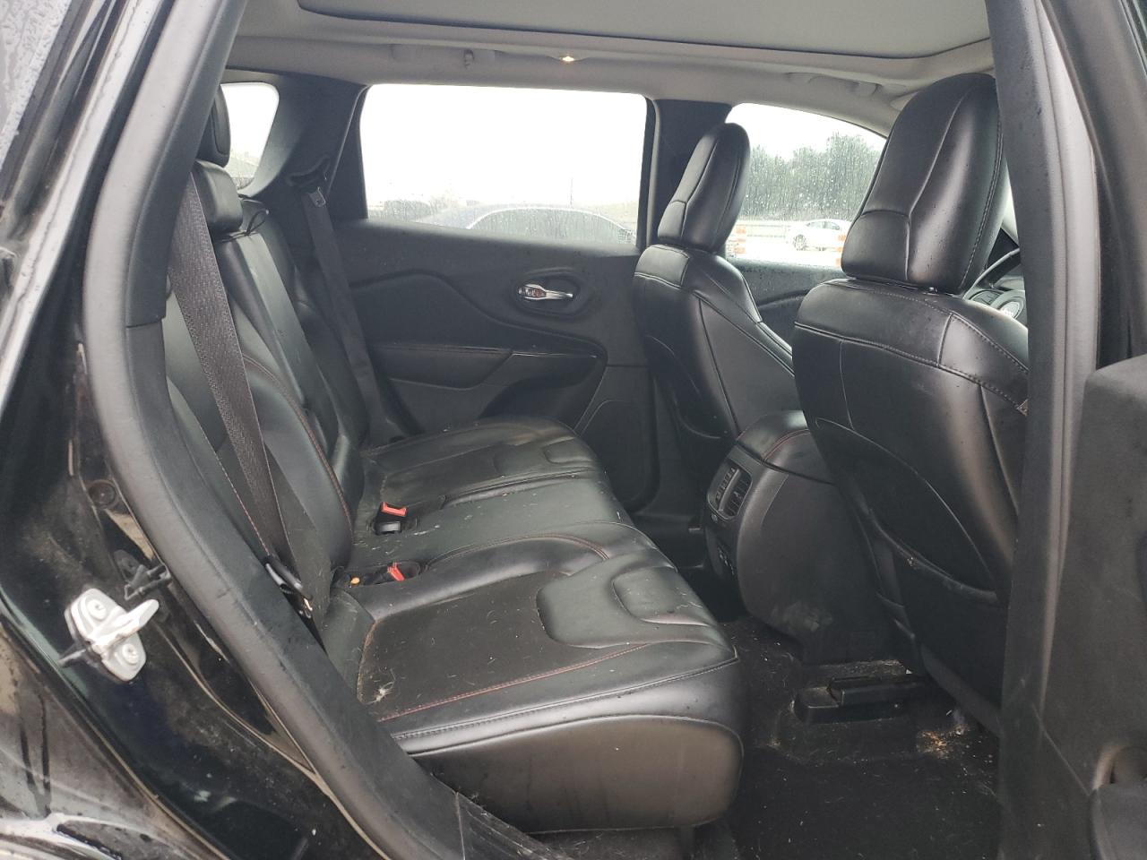 2021 Jeep Cherokee VIN 1C4PJMBX5MD123854 Copart auction photo, front end / minor dent/scratches damage thumbnail 12