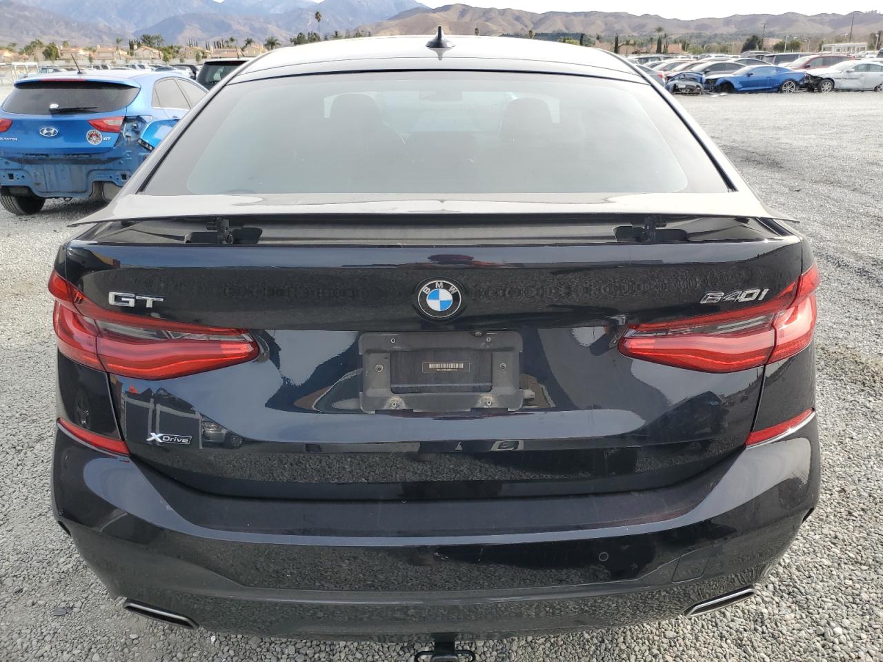 2018 BMW 6er VIN WBAJV6C54JBK07168 Copart auction photo, front end damage thumbnail 6