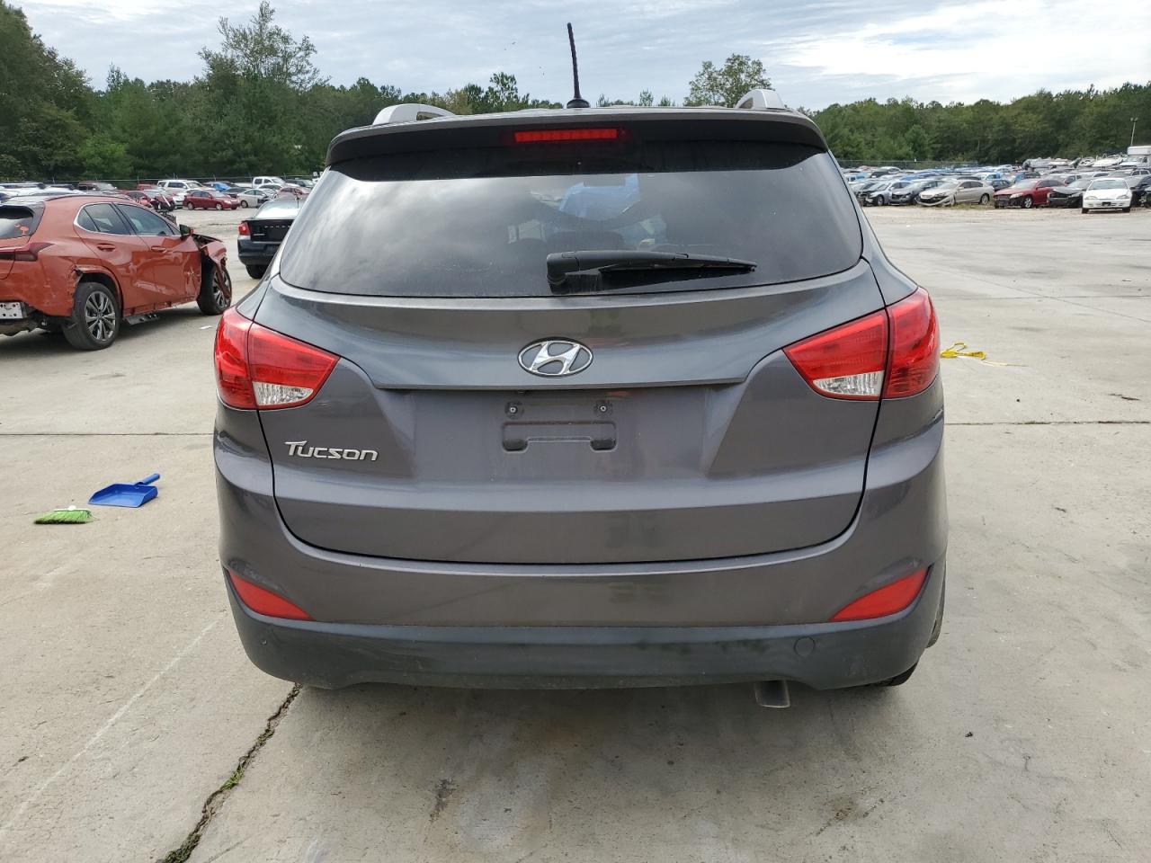 2014 Hyundai Tucson VIN KM8JU3AGXEU853040 Copart auction photo, all over damage thumbnail 6