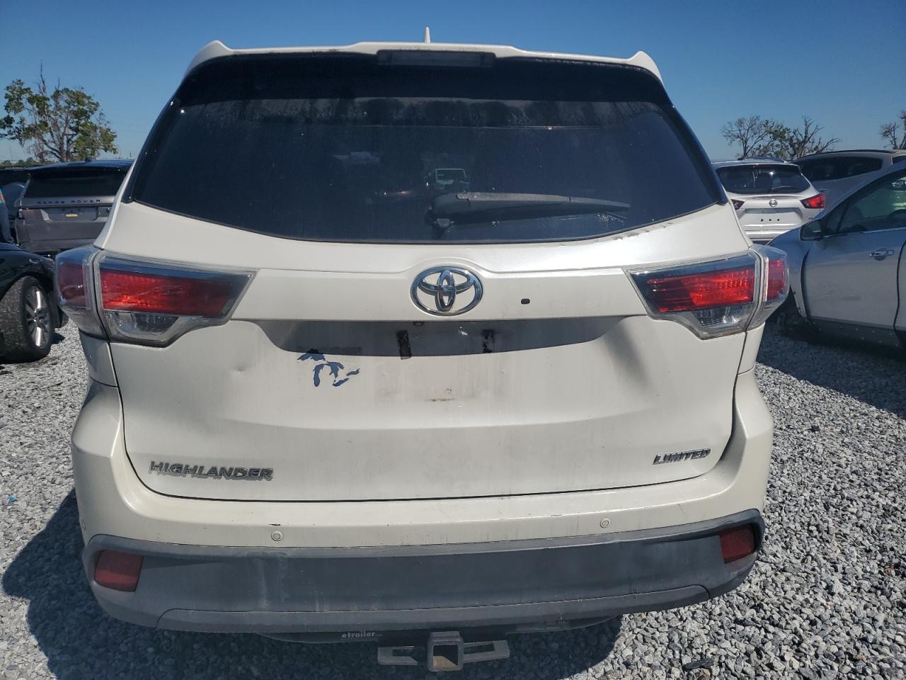 2016 Toyota Highlander VIN 5TDYKRFH7GS124322 Copart auction photo, front end damage thumbnail 6