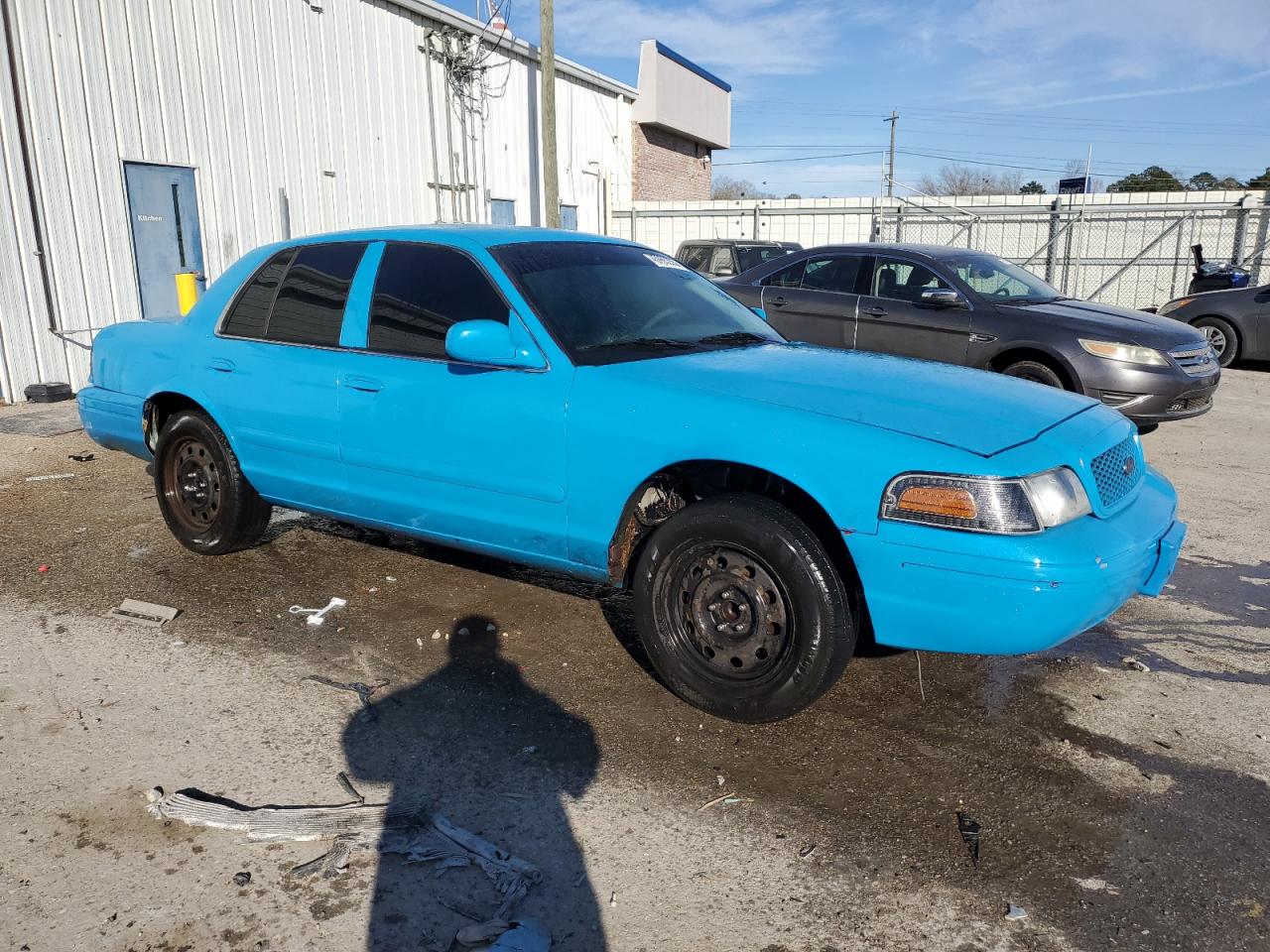 2006 Ford Crown Victoria VIN 2FAFP71W36X150458 Copart auction photo, side / rear end damage thumbnail 4