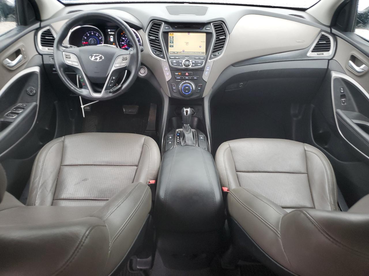 2014 Hyundai Santa Fe VIN 5XYZU3LB3EG232359 Copart auction photo, front end / minor dent/scratches damage thumbnail 8