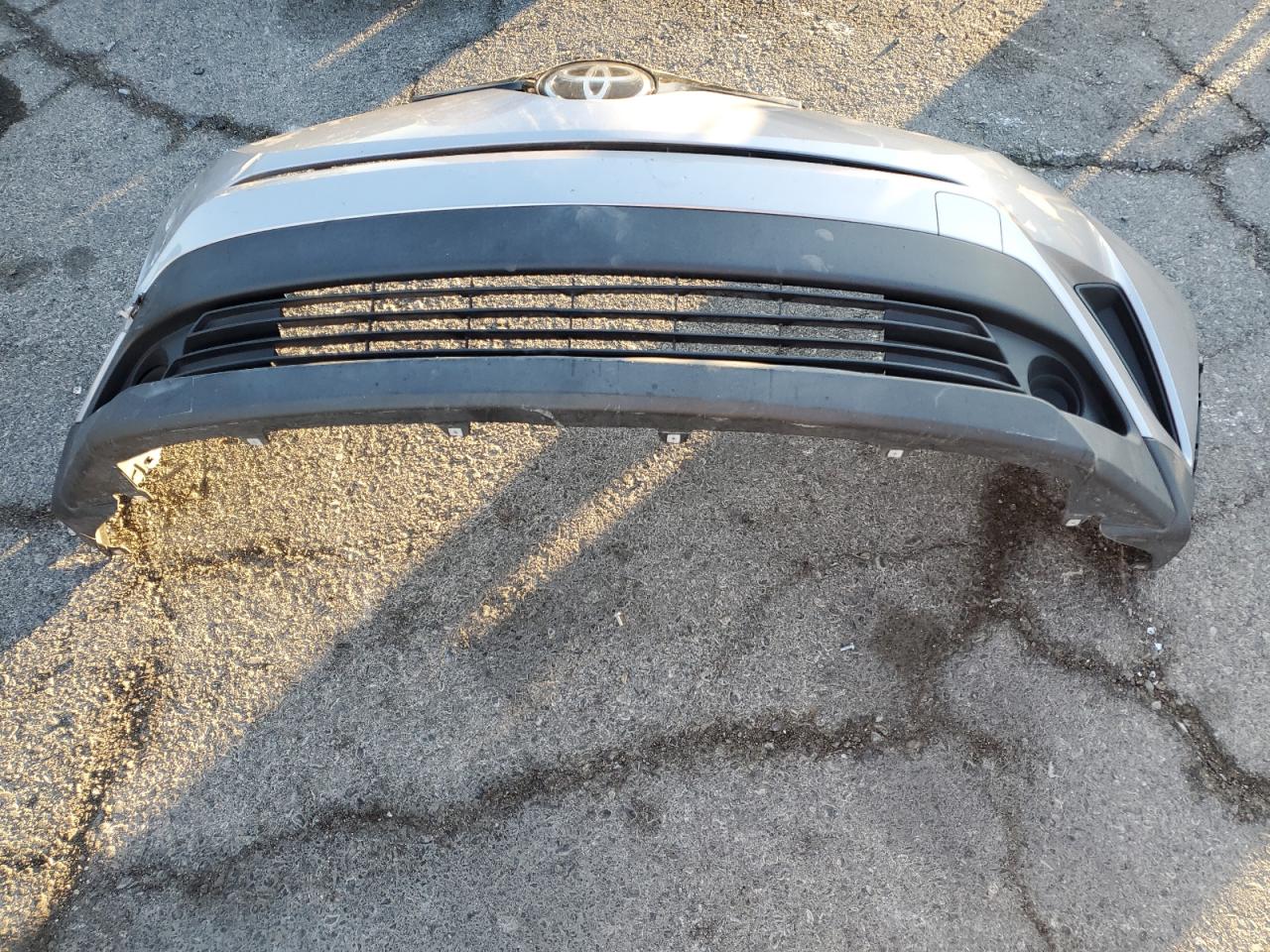 2018 Toyota C-HR VIN NMTKHMBX9JR044840 Copart auction photo, front end damage thumbnail 13