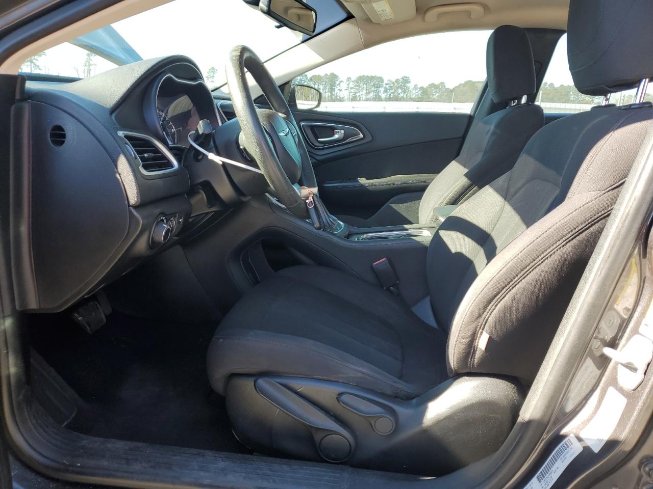 2015 Chrysler 200 VIN 1C3CCCAB1FN582471 Copart auction photo, front end / side damage thumbnail 7