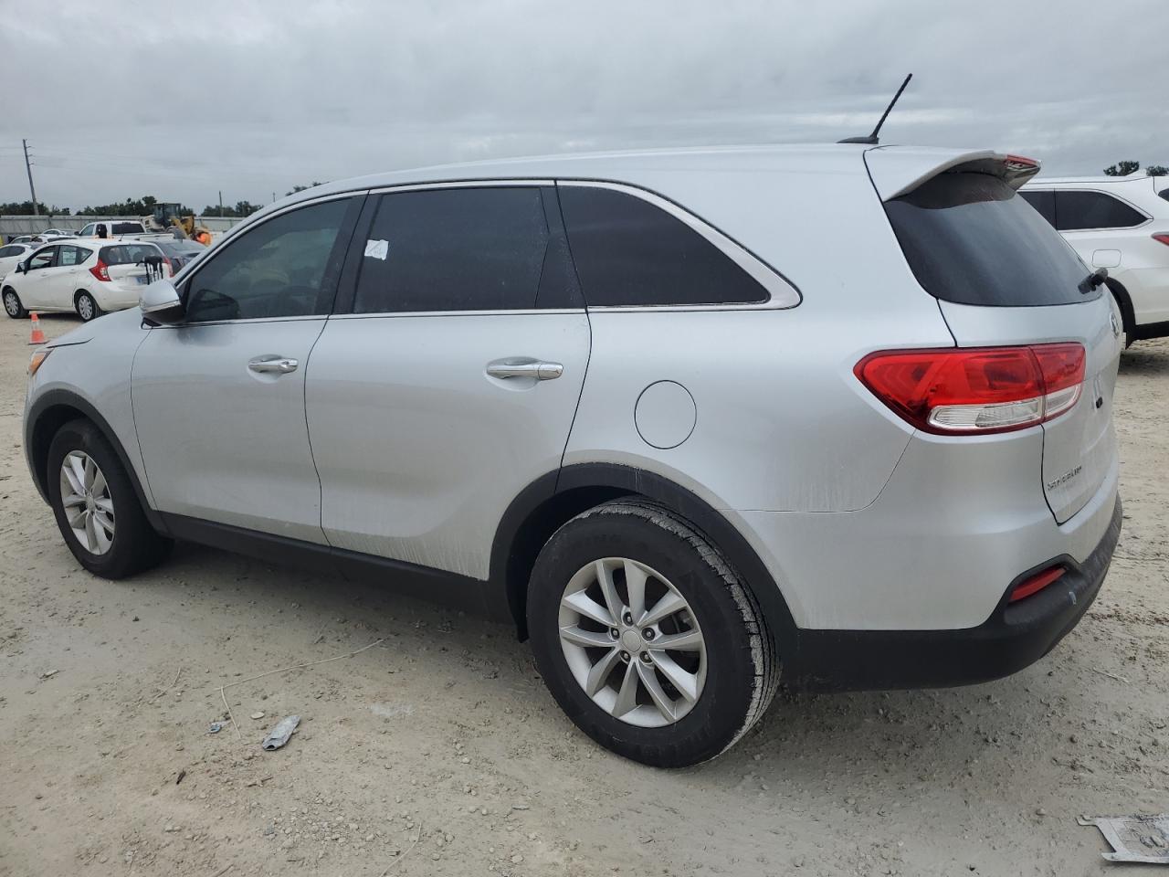 2017 KIA Sorento VIN 5XYPG4A3XHG279442 Copart auction photo, water/flood damage thumbnail 2