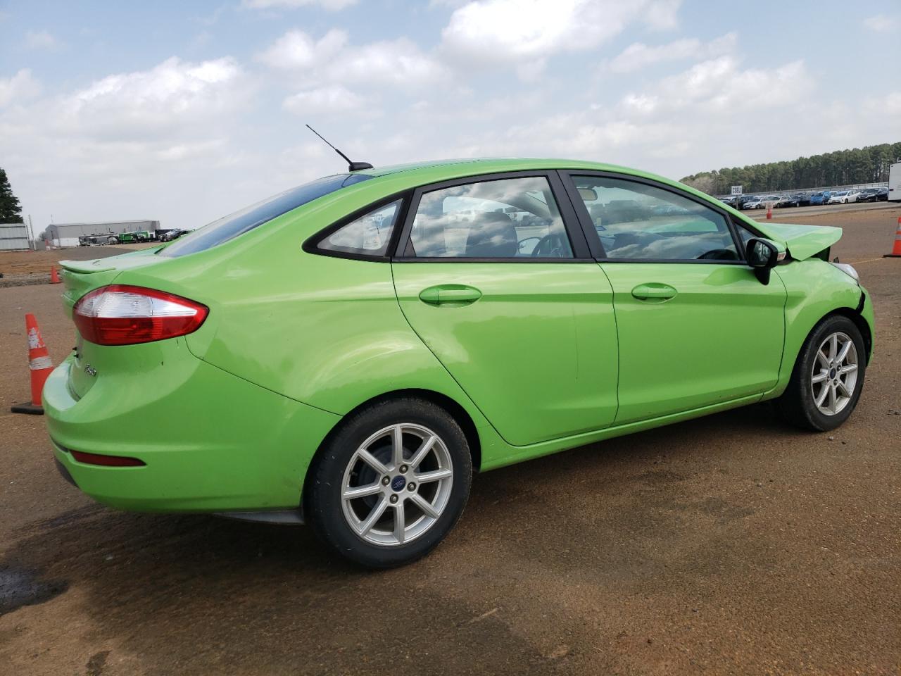 2015 Ford Fiesta VIN 3FADP4BJ4FM114668 Copart auction photo, front end damage thumbnail 3