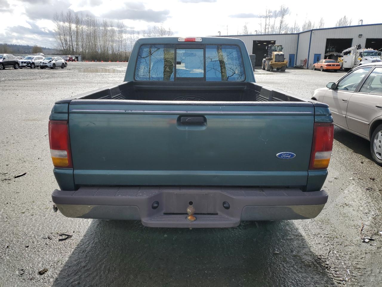 1996 Ford Ranger VIN 1FTCR14U6TPB16739 Copart auction photo, minor dent/scratches damage thumbnail 6