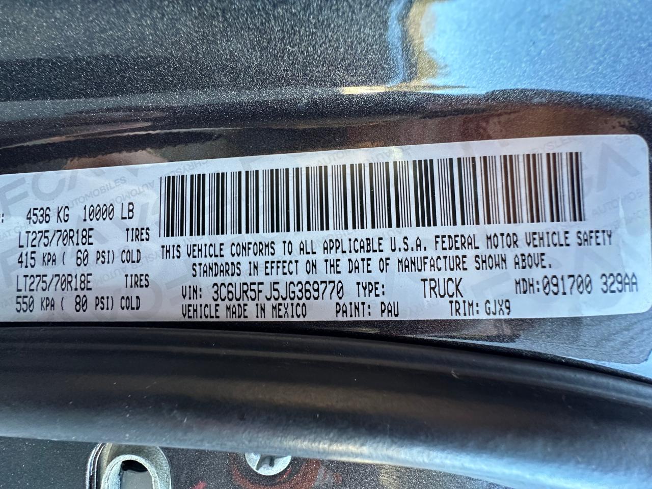 2018 RAM 2500 VIN 3C6UR5FJ5JG369770 Copart auction photo, normal wear / minor dent/scratches damage thumbnail 10