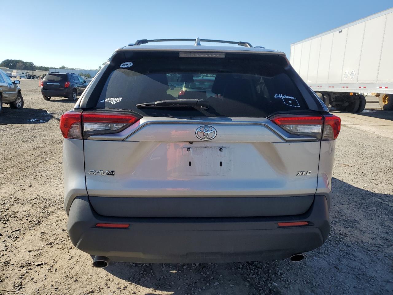 2021 Toyota RAV 4 VIN 2T3W1RFV5MC125822 Copart auction photo, side damage thumbnail 6