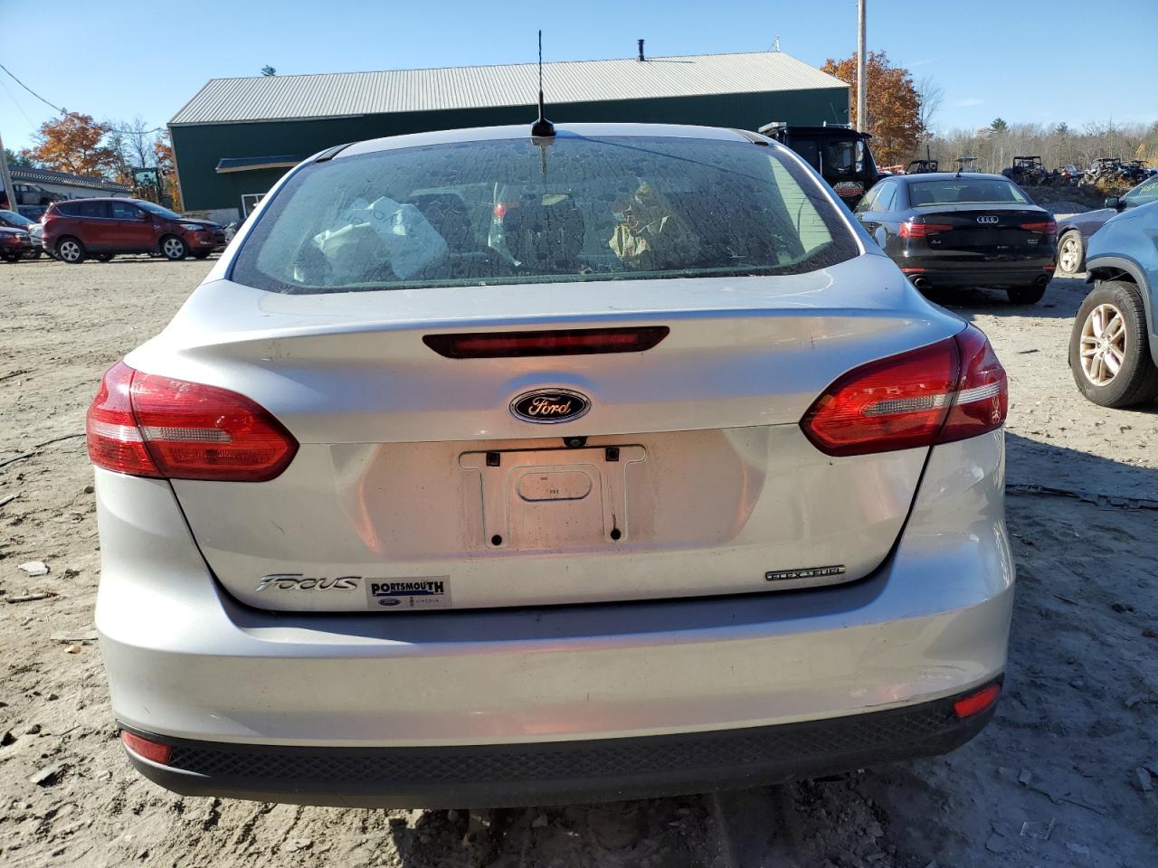 2015 Ford Focus VIN 1FADP3E22FL338036 Copart auction photo, side / minor dent/scratches damage thumbnail 6