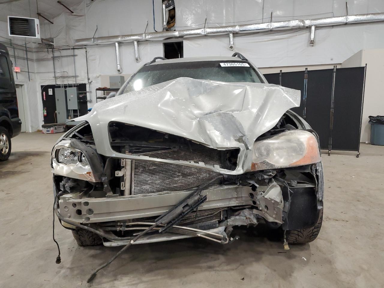 2006 Volvo XC90 VIN YV4CZ852061245828 Copart auction photo, front end / all over damage thumbnail 5