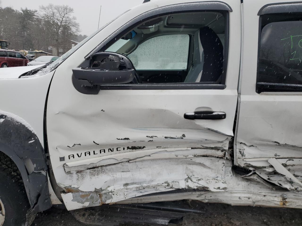 2007 Chevrolet Avalanche VIN 3GNFK12337G153552 Copart auction photo, side damage thumbnail 7