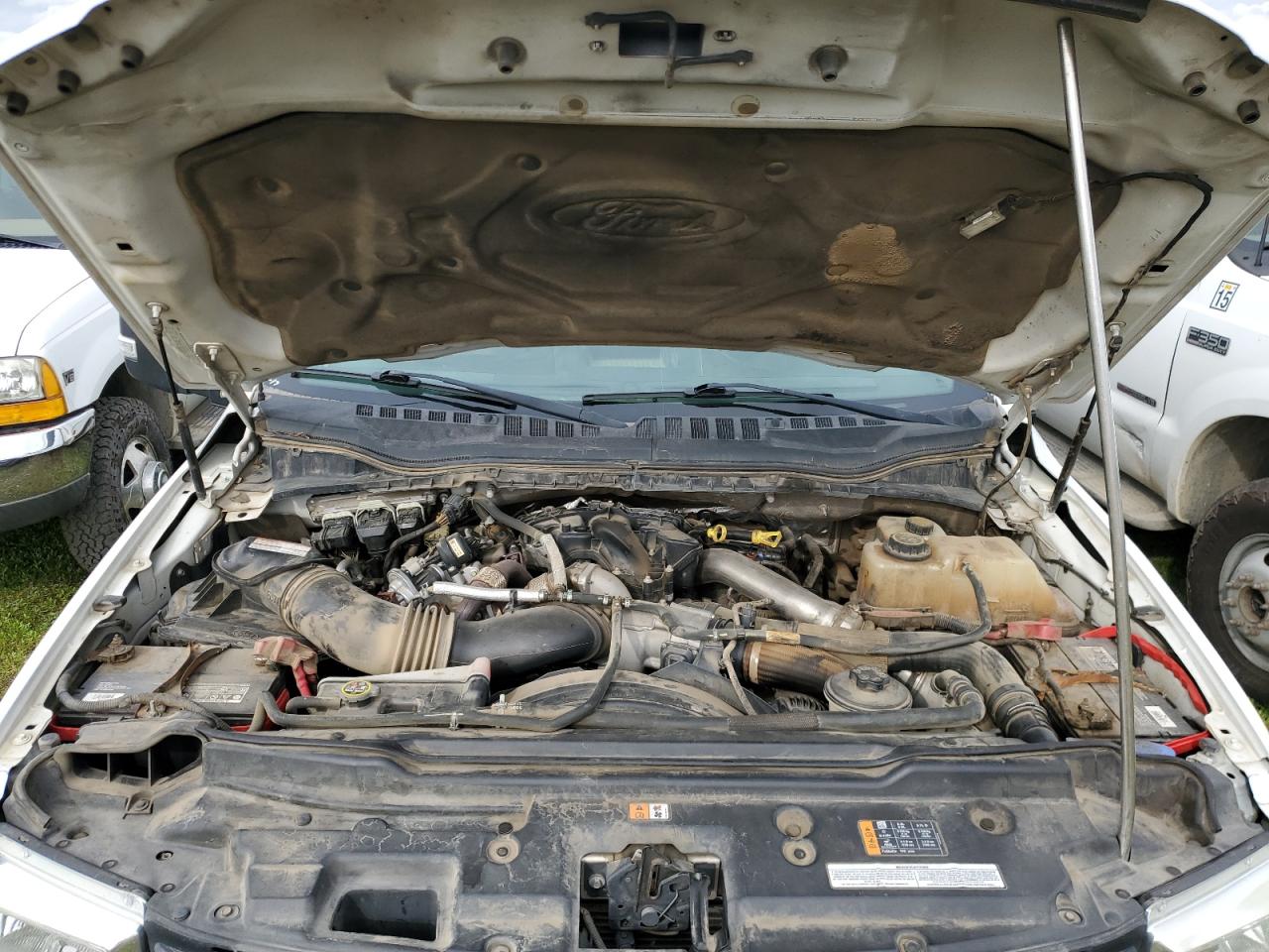2017 Ford F350 VIN 1FD8X3GT6HEB60460 Copart auction photo, undercarriage / side damage thumbnail 11