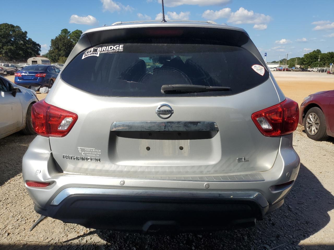 2017 Nissan Pathfinder VIN 5N1DR2MN5HC611379 Copart auction photo, front end / rear end damage thumbnail 6
