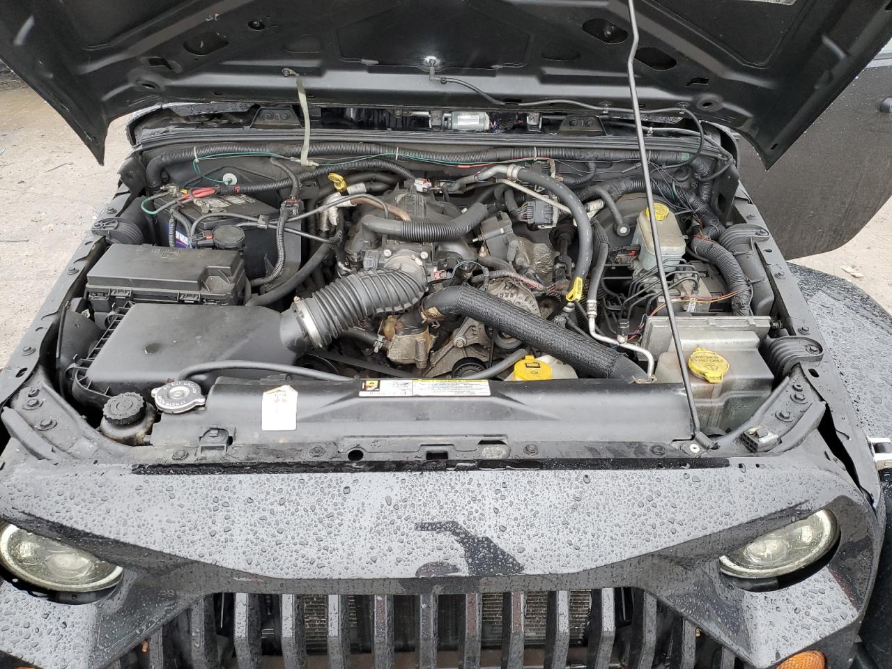 2010 Jeep Wrangler VIN 1J4BA3H16AL102109 Copart auction photo, front end / side damage thumbnail 12