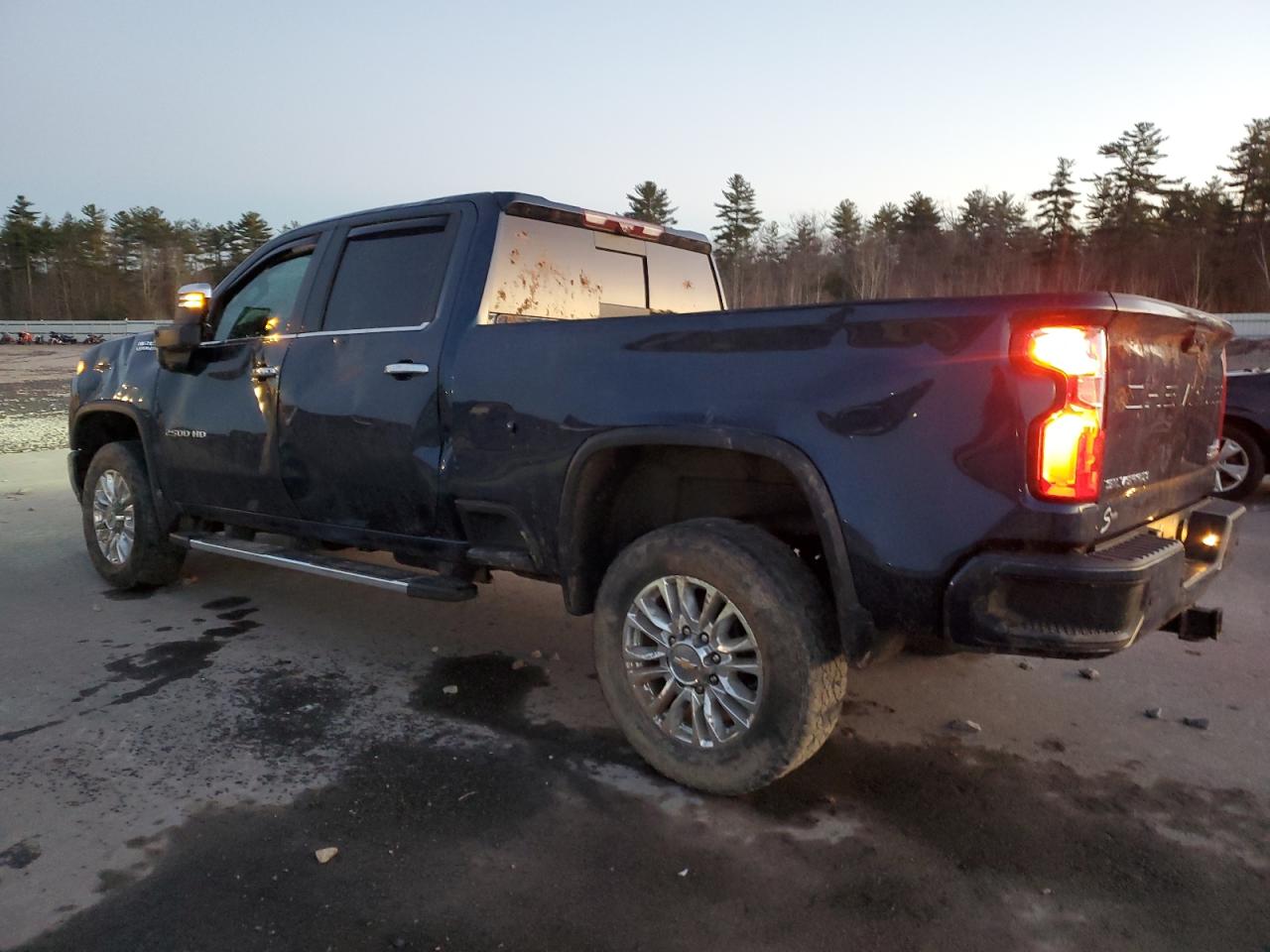 2021 Chevrolet Silverado VIN 1GC4YREY9MF108150 Copart auction photo, all over damage thumbnail 2