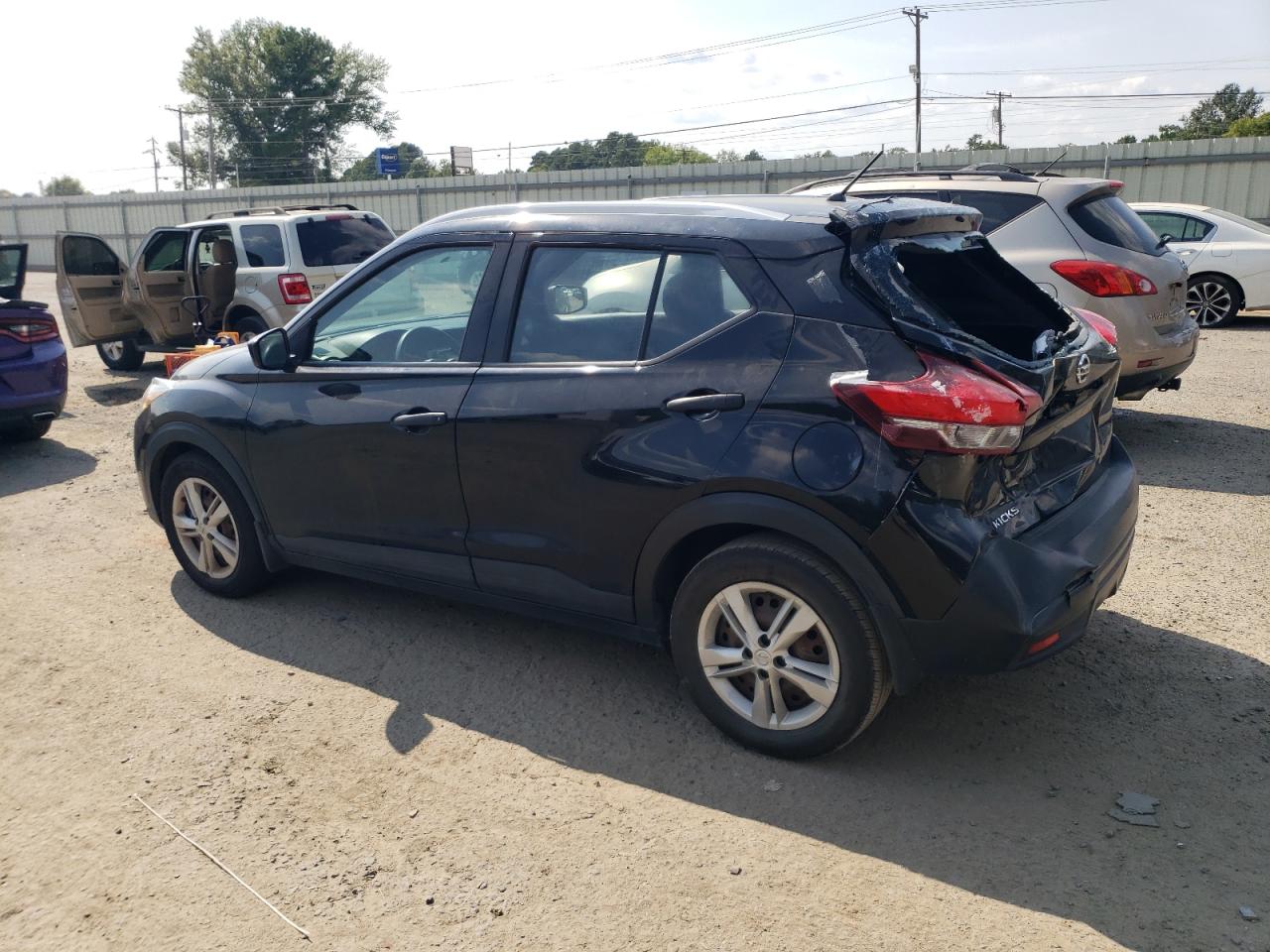 2018 Nissan Kicks VIN 3N1CP5CU8JL536643 Copart auction photo, rear end damage thumbnail 2