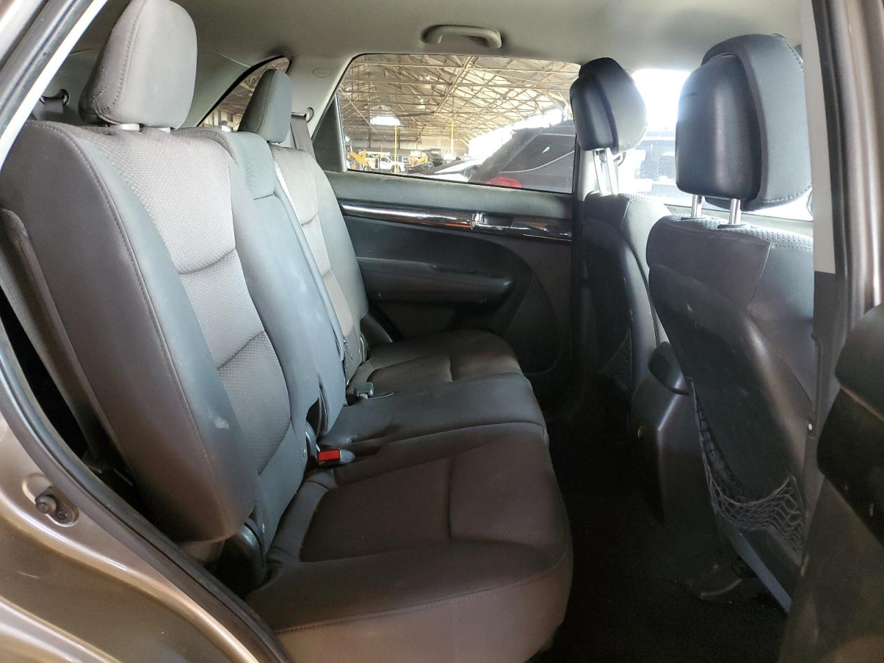 2011 KIA Sorento VIN 5XYKTDA20BG168323 Copart auction photo, rear end / side damage thumbnail 11