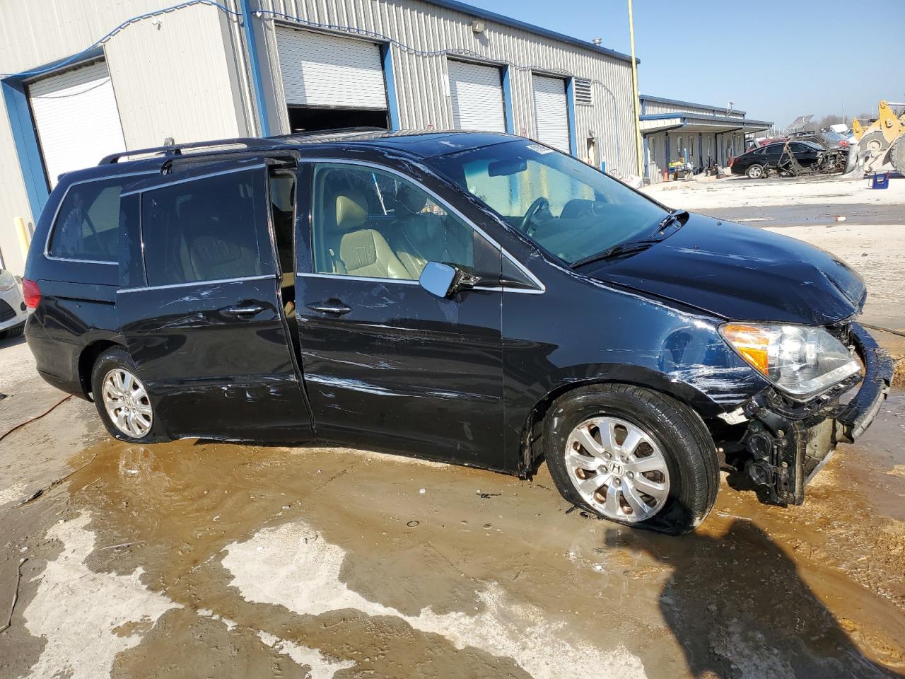 2009 Honda Odyssey VIN 5FNRL38799B044921 Copart auction photo, side / front end damage thumbnail 4