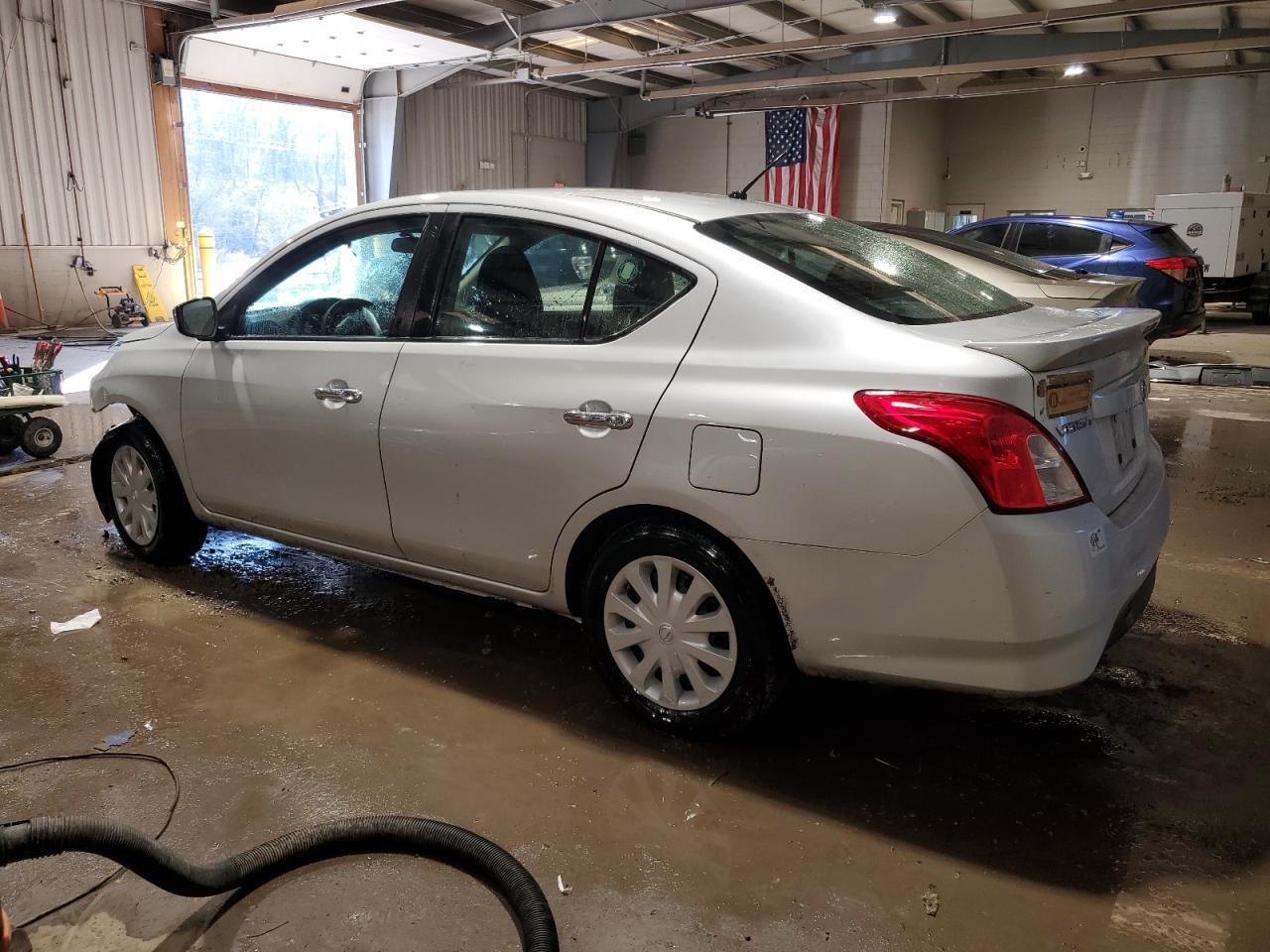 2017 Nissan Versa VIN 3N1CN7APXHK450460 Copart auction photo, front end / rear end damage thumbnail 2
