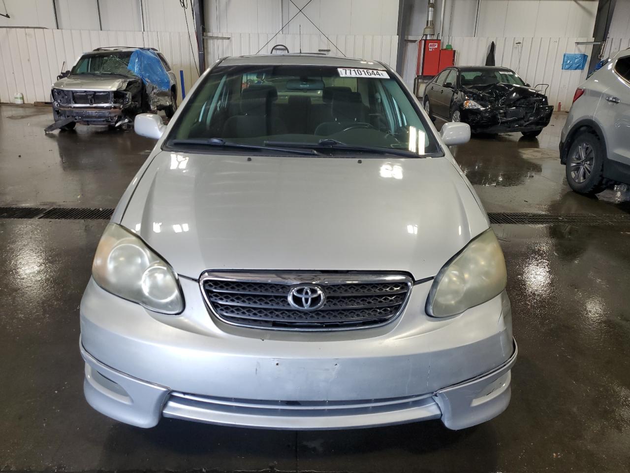 2005 Toyota Corolla VIN 1NXBR32E25Z421268 Copart auction photo, front end / side damage thumbnail 5