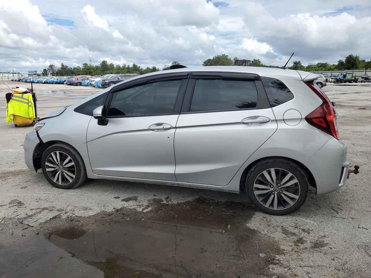 2015 Honda Fit VIN 3HGGK5H86FM760652 Copart auction photo, front end damage thumbnail 2