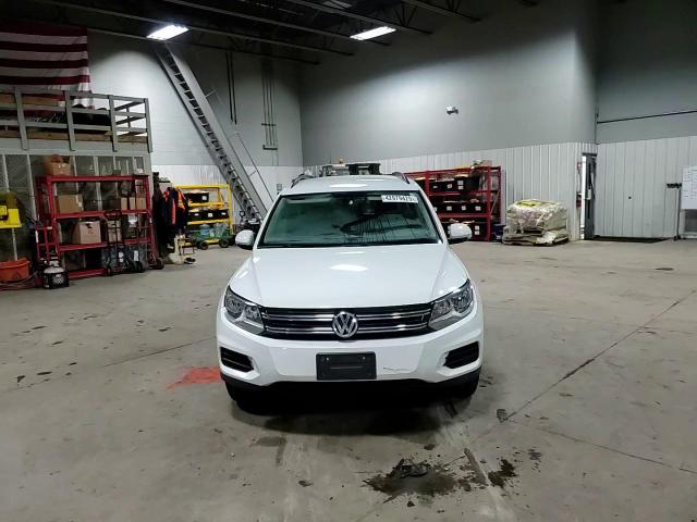 2016 Volkswagen Tiguan VIN WVGBV7AX1GW523111 Copart auction photo, rear end damage thumbnail 12