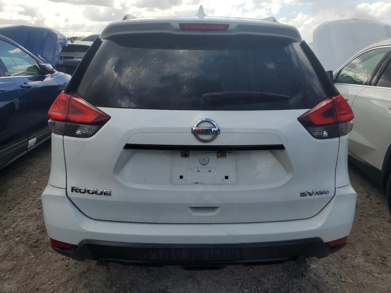 2017 Nissan Rogue VIN 5N1AT2MVXHC766949 Copart auction photo, water/flood damage thumbnail 6