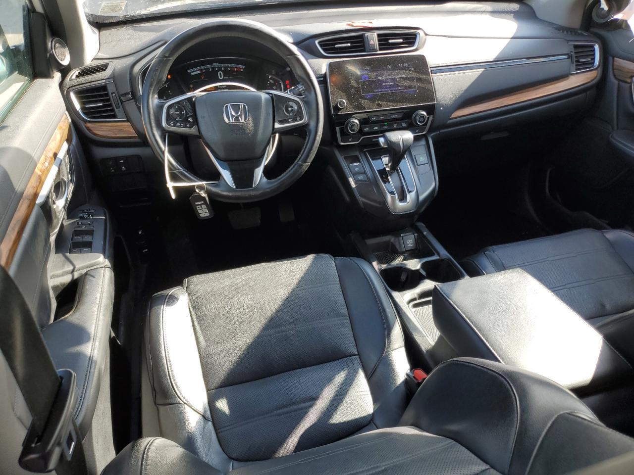 2018 Honda CR-V VIN 2HKRW2H86JH615295 Copart auction photo, side / rear end damage thumbnail 8